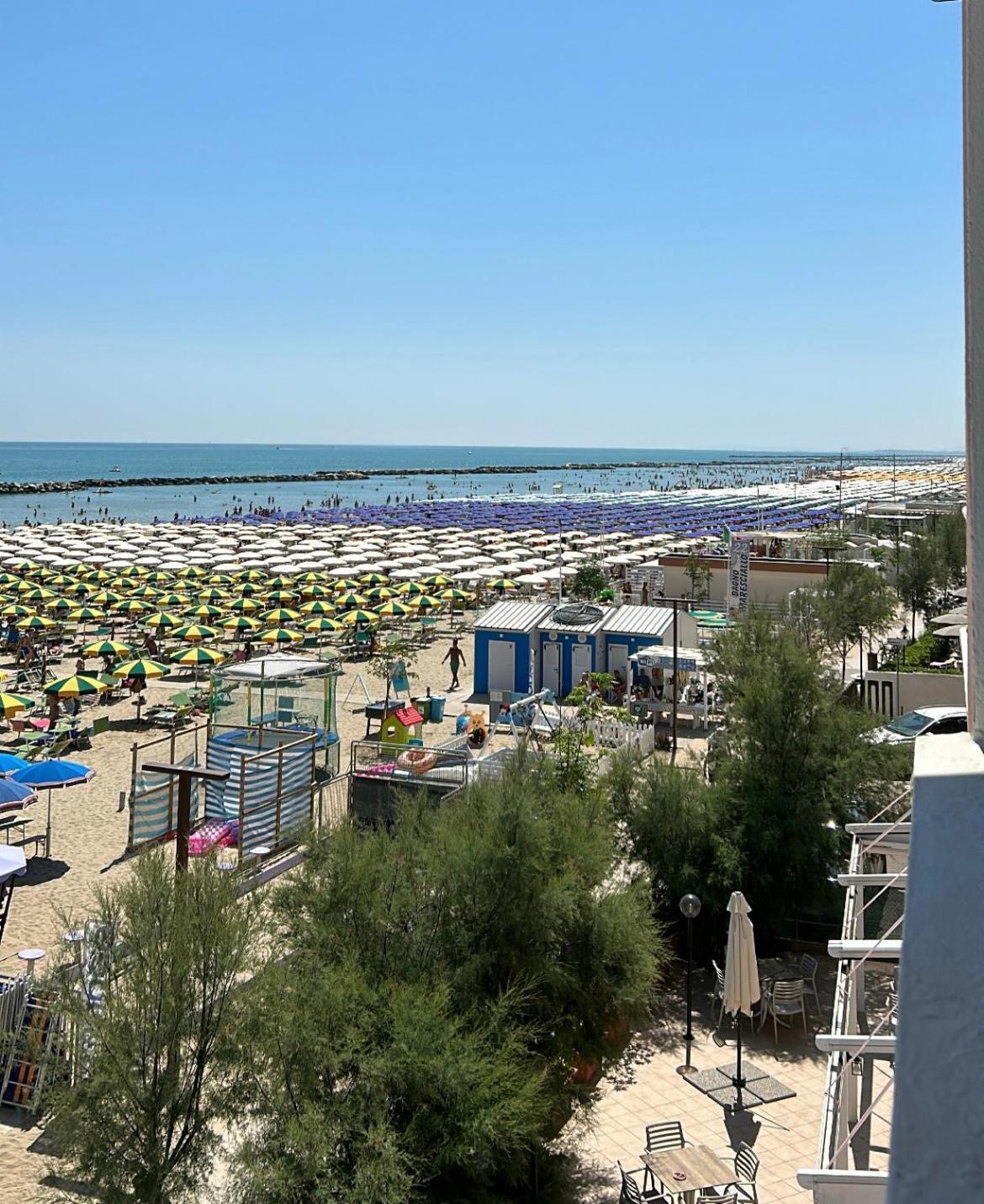 Hotel Bartolini Белариа-Игеа Марина Екстериор снимка