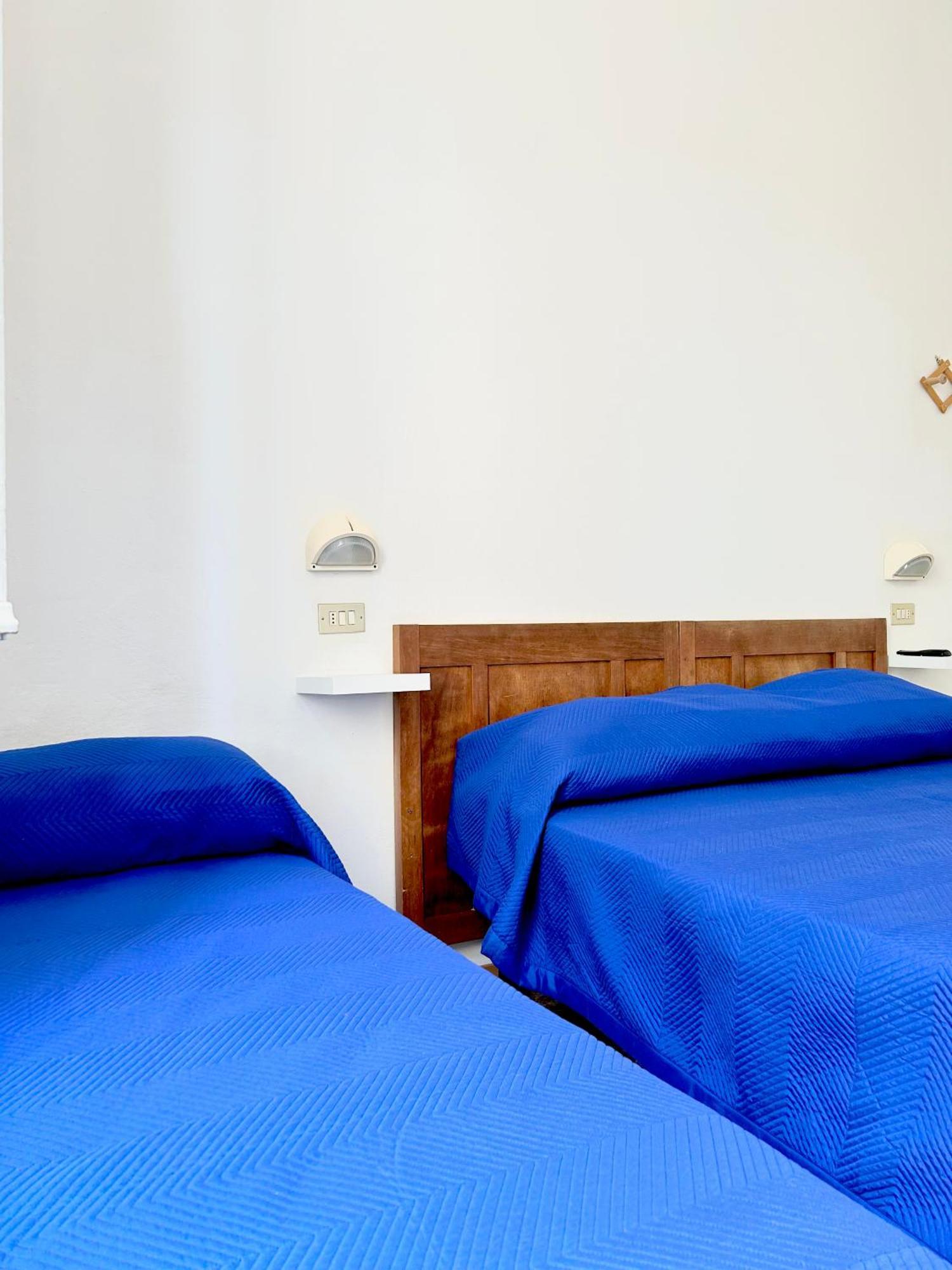 Hotel Bartolini Белариа-Игеа Марина Екстериор снимка