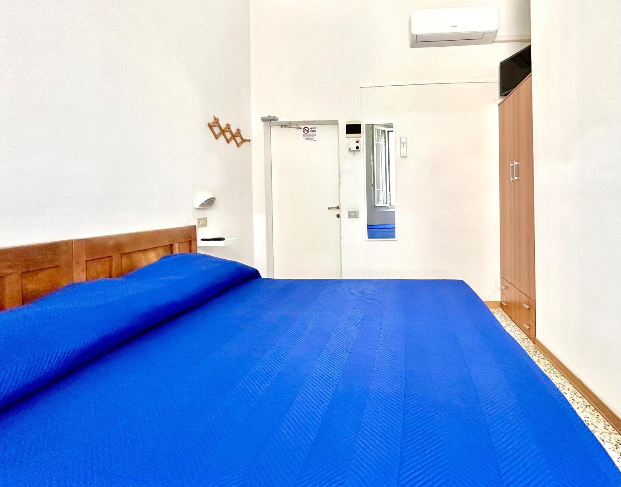 Hotel Bartolini Белариа-Игеа Марина Екстериор снимка